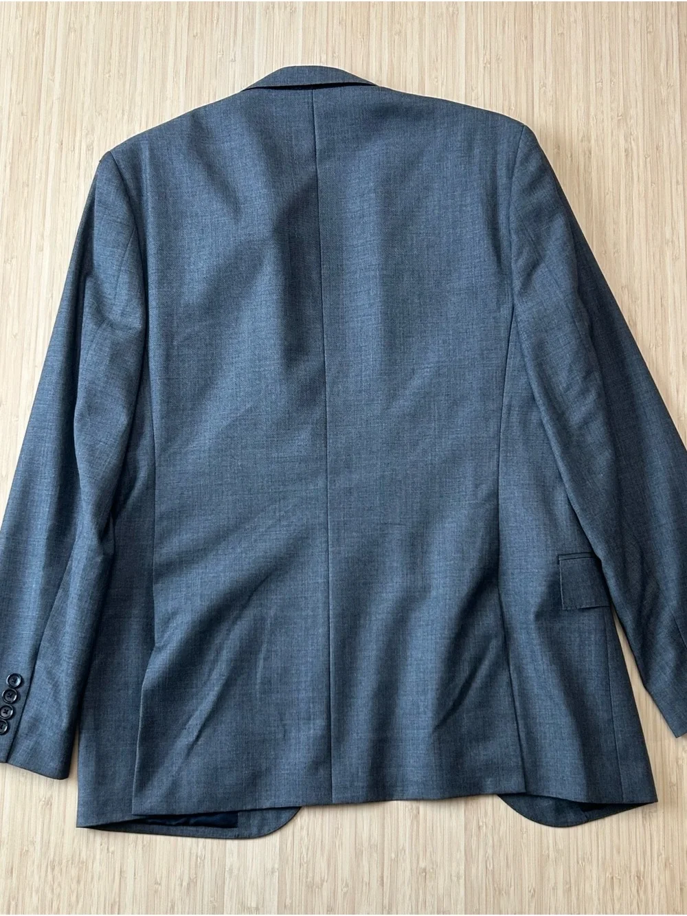 NWT J Crew Ludlow Charcoal Gray Two-Piece Suit Jacket & Trousers. Size 38R.